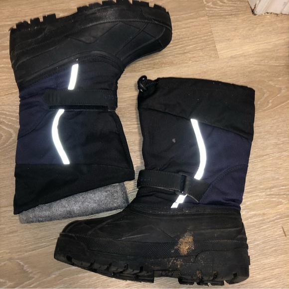 Ll bean youth winter snow boots size 4 - Picture 7 of 8